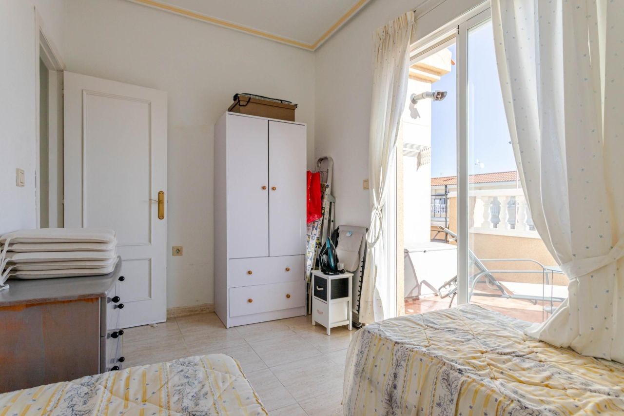 Бунгало в Торревьехе, Испания, 55 м² - фото 11