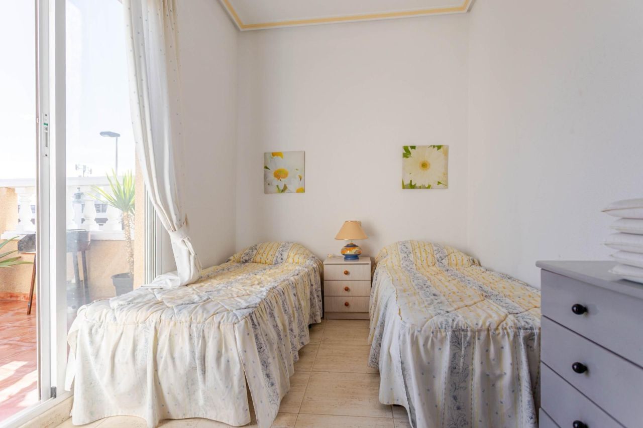 Бунгало в Торревьехе, Испания, 55 м² - фото 9