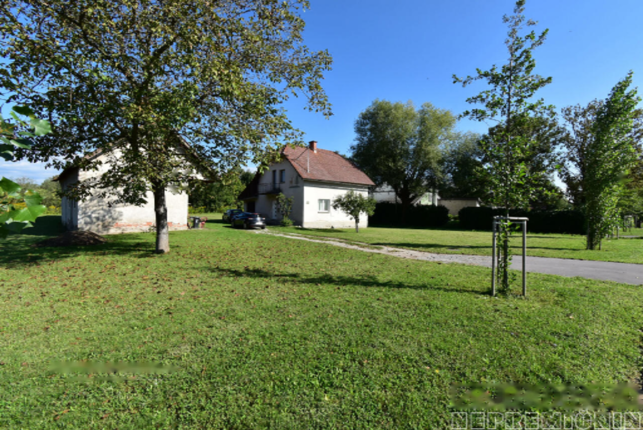 Земля в Любляне, Словения, 1 471 м² - фото 5