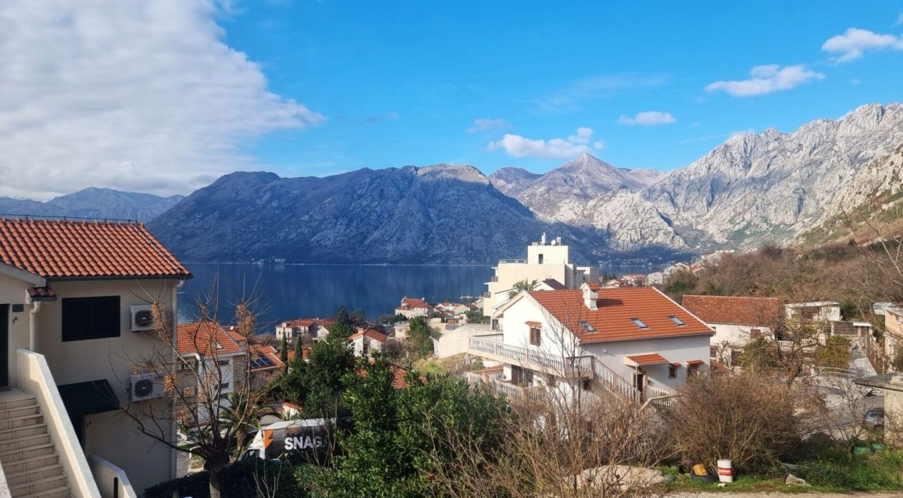 Квартира в Доброте, Черногория, 80 м² - фото 5