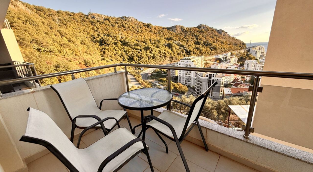 Квартира в Будве, Черногория, 69 м² - фото 1