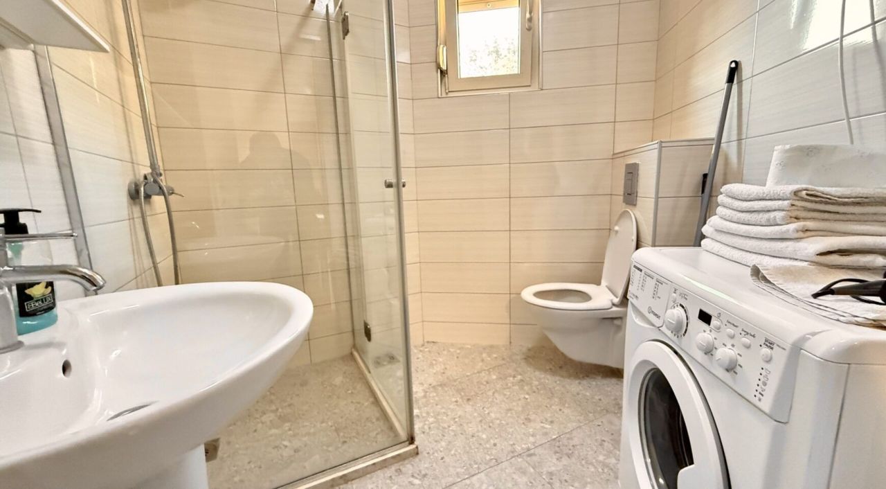 Квартира в Будве, Черногория, 69 м² - фото 9