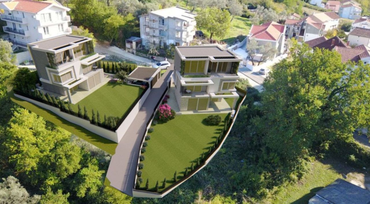 Вилла в Тивате, Черногория, 230 м² - фото 1