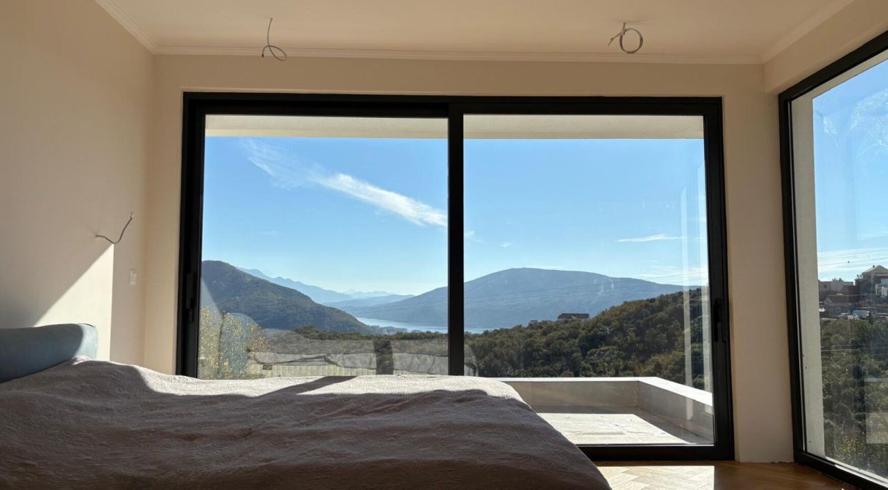 Вилла в Херцег-Нови, Черногория, 165 м² - фото 5