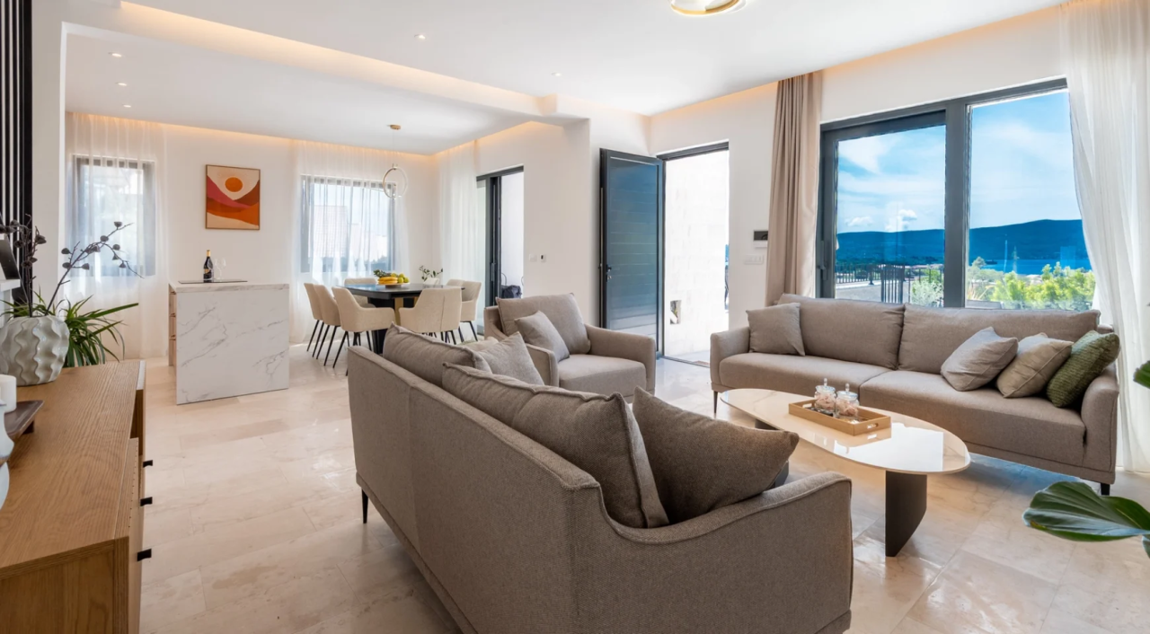 Вилла в Тивате, Черногория, 250 м² - фото 8