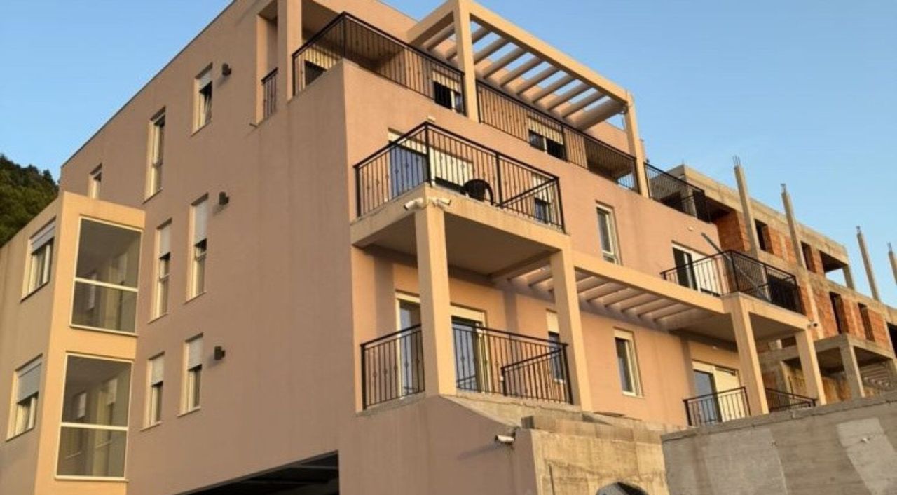 Квартира в Каваче, Черногория, 30 м² - фото 3