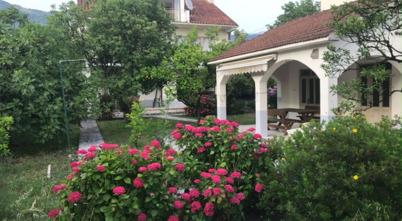 Дом в Тивате, Черногория, 260 м² - фото 5