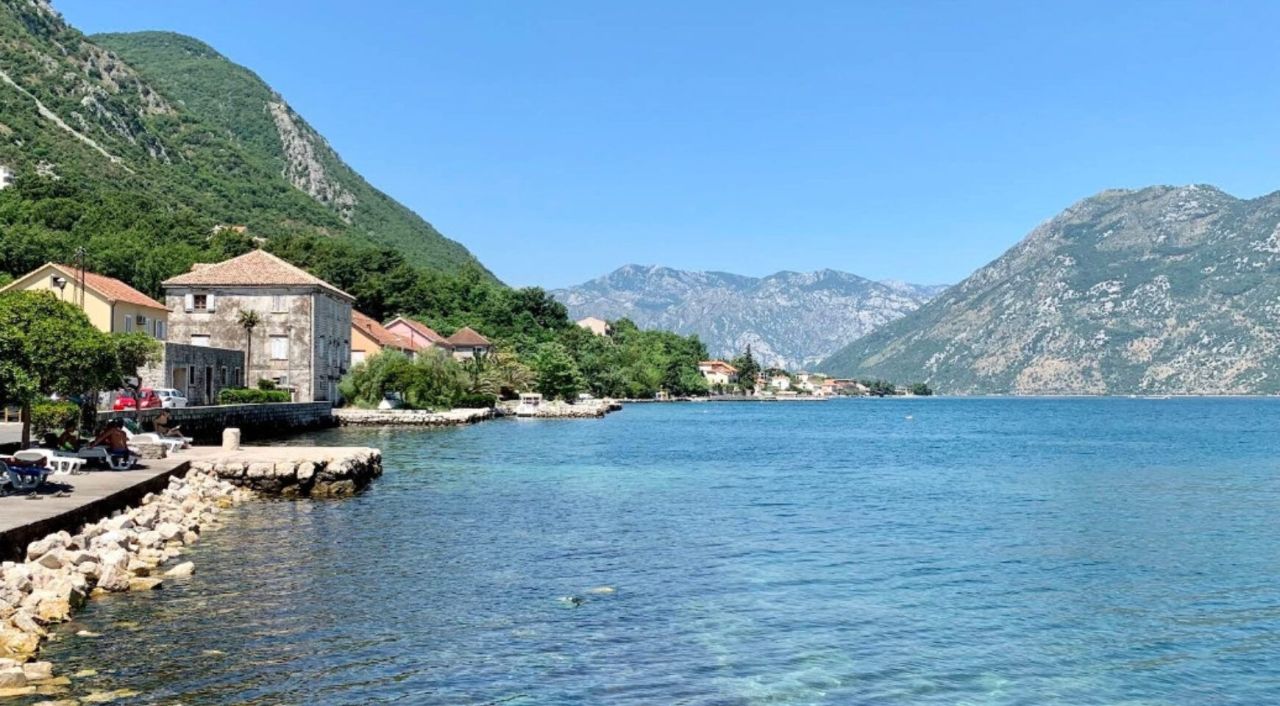 Земля в Прчани, Черногория, 482 м² - фото 1