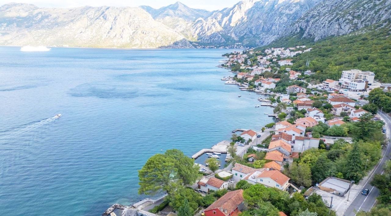 Дом в Доброте, Черногория, 170 м² - фото 6