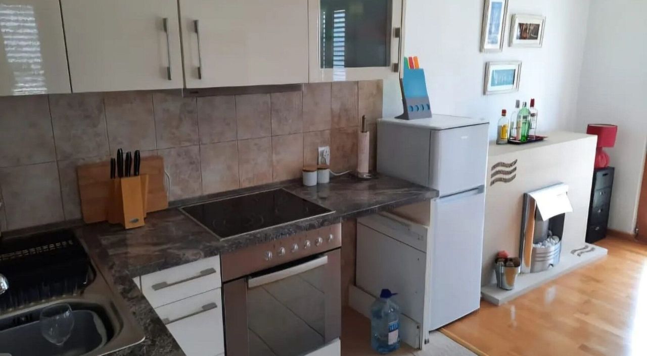 Квартира в Доброте, Черногория, 59 м² - фото 4