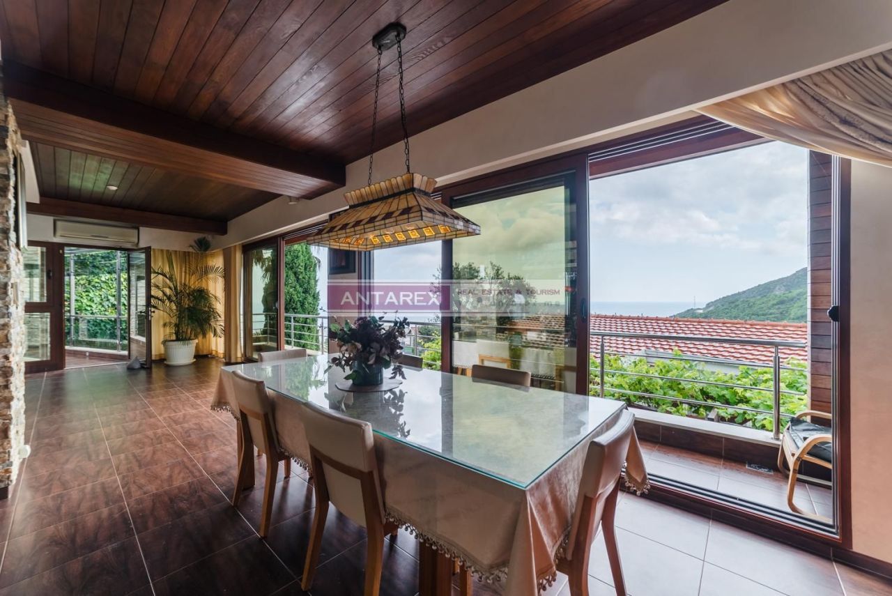 Вилла в Бечичи, Черногория, 300 м² - фото 4