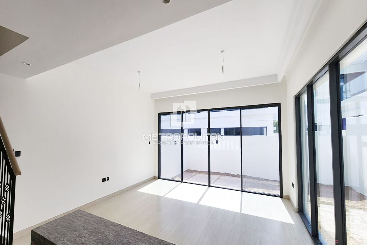 Таунхаус в Дубае, ОАЭ, 220 м² - фото 2