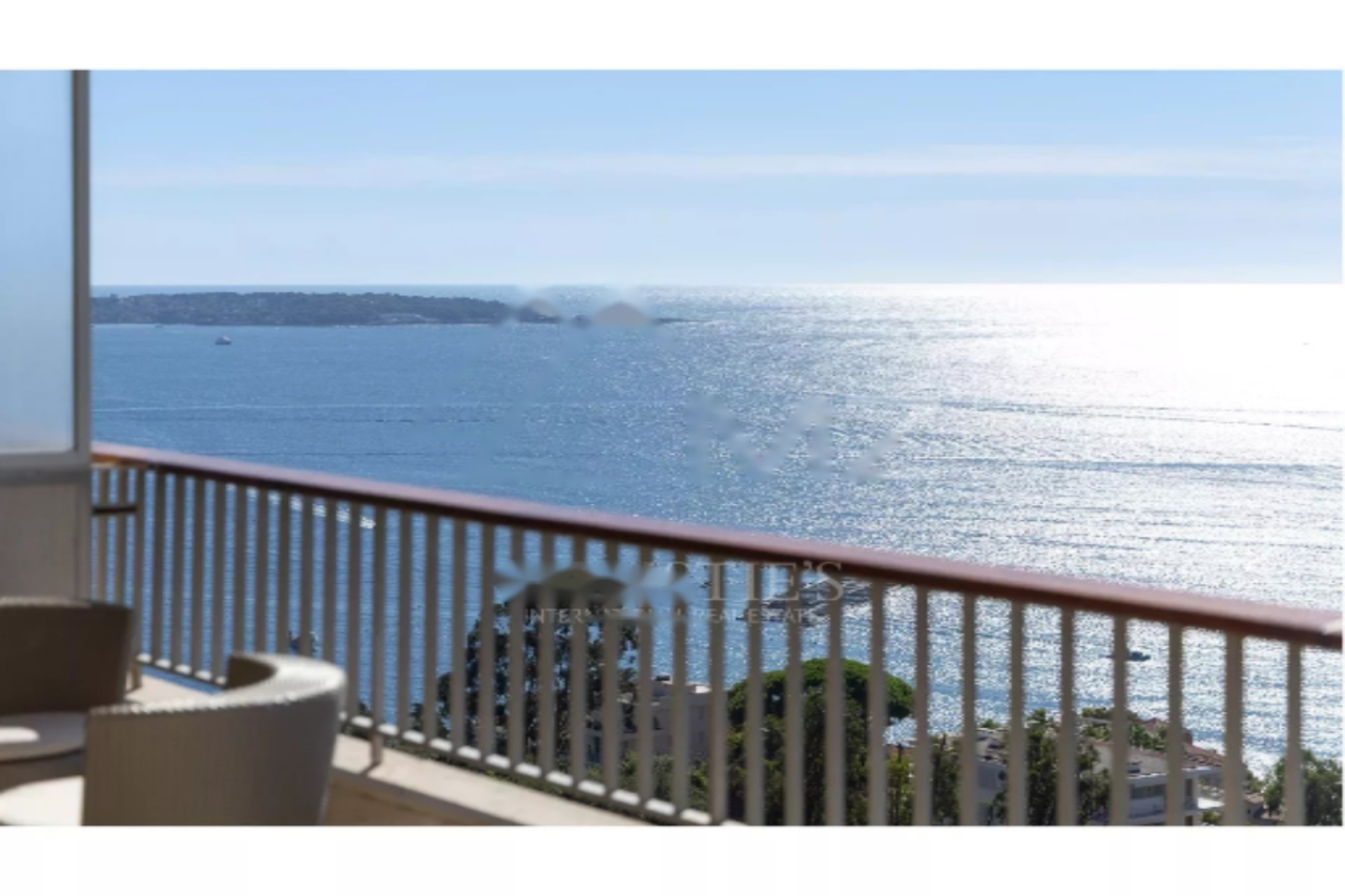 Квартира в Каннах, Франция, 92 м² - фото 1