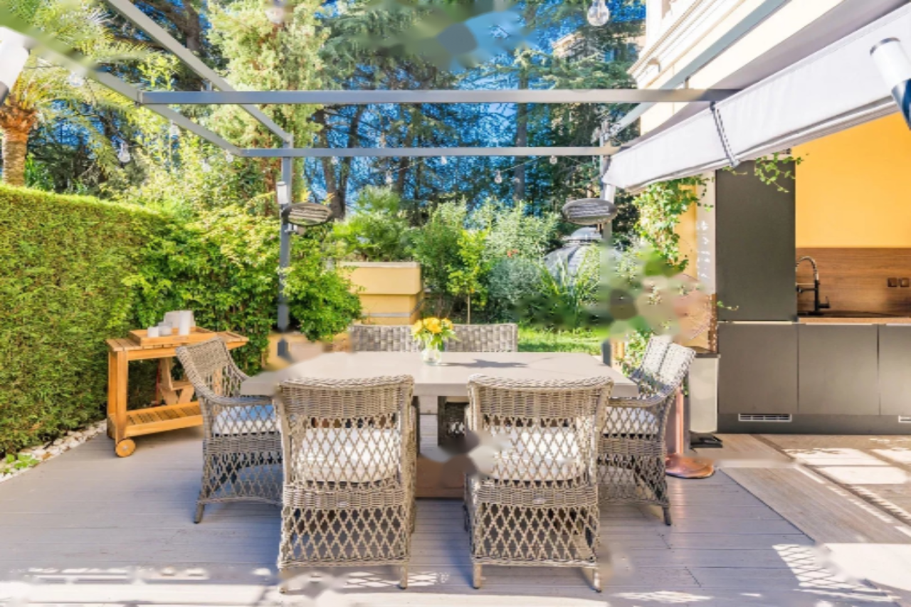 Квартира в Каннах, Франция, 111 м² - фото 1