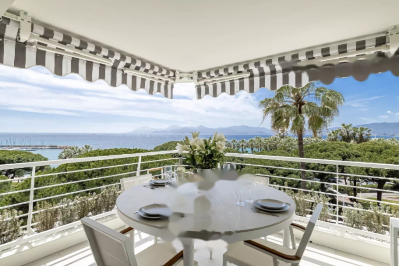 Квартира в Каннах, Франция, 108 м² - фото 1