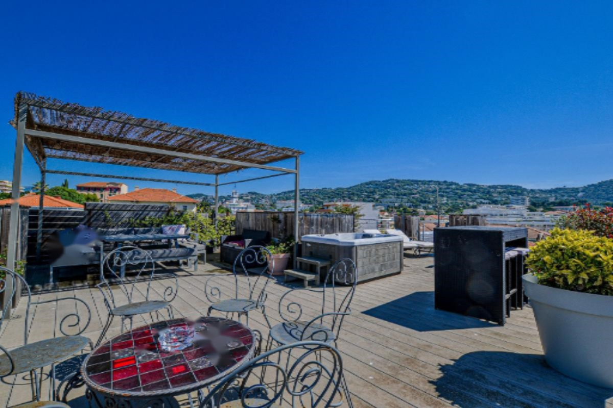 Квартира в Каннах, Франция, 94 м² - фото 1