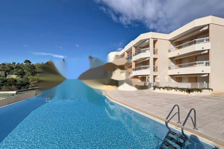 Квартира в Каннах, Франция, 74 м² - фото 1