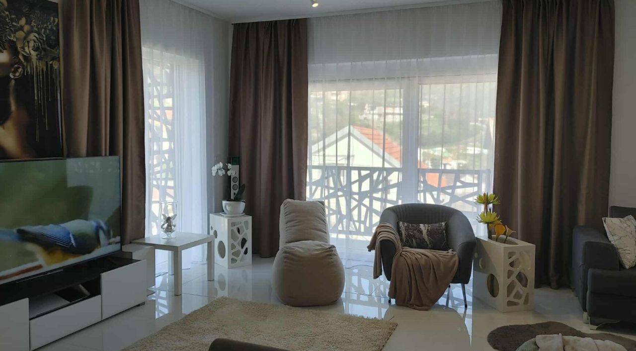 Вилла в Херцег-Нови, Черногория, 200 м² - фото 4