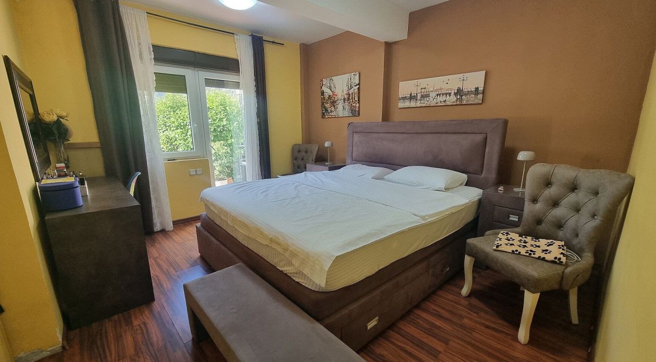 Квартира в Доброте, Черногория, 150 м² - фото 10