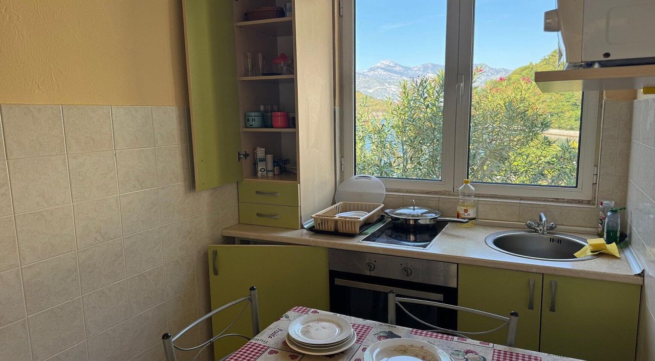 Дом в Тивате, Черногория, 257 м² - фото 12