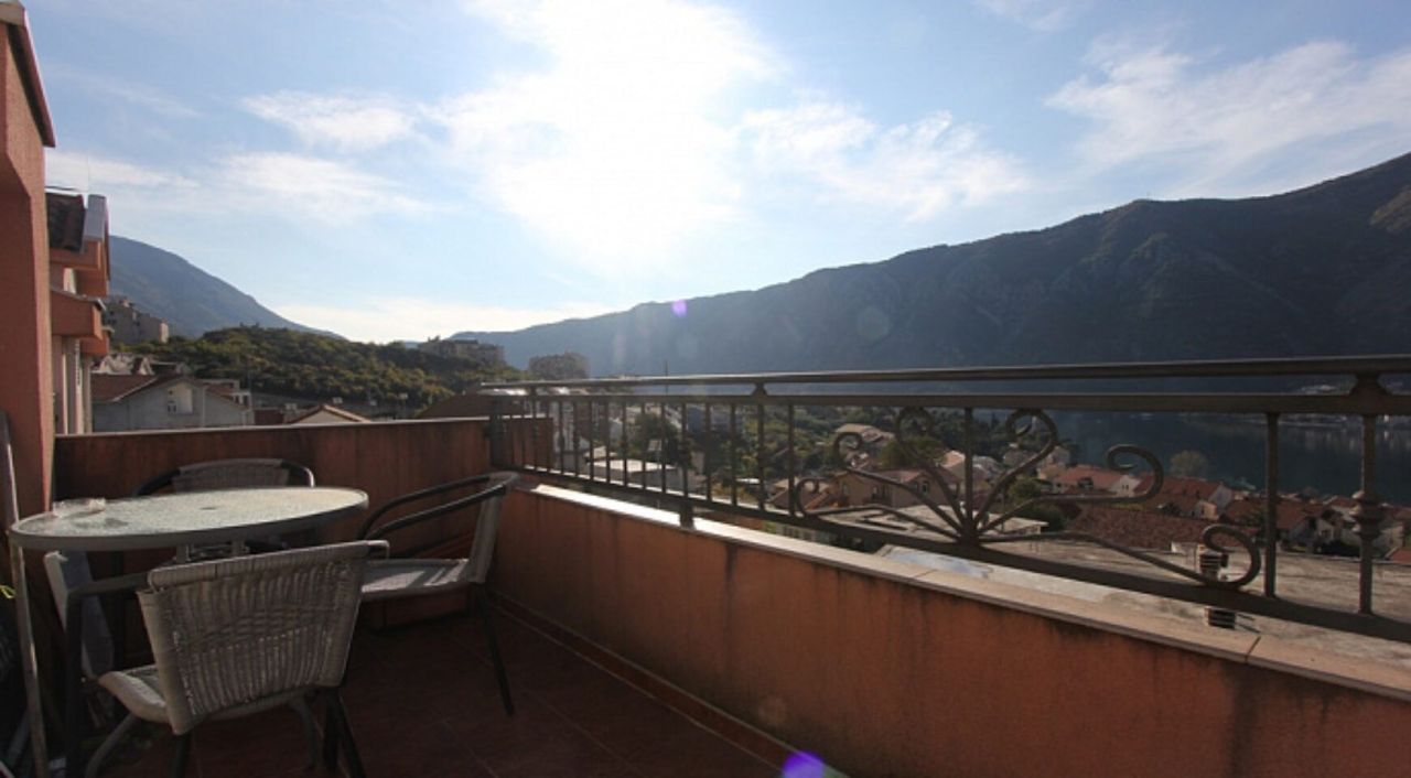 Квартира в Доброте, Черногория, 62 м² - фото 5