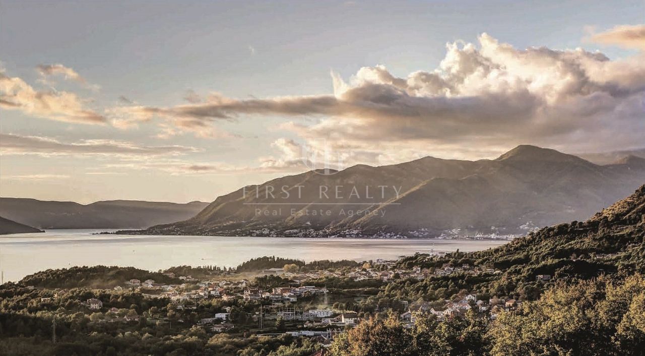 Квартира в Тивате, Черногория, 28 м² - фото 3