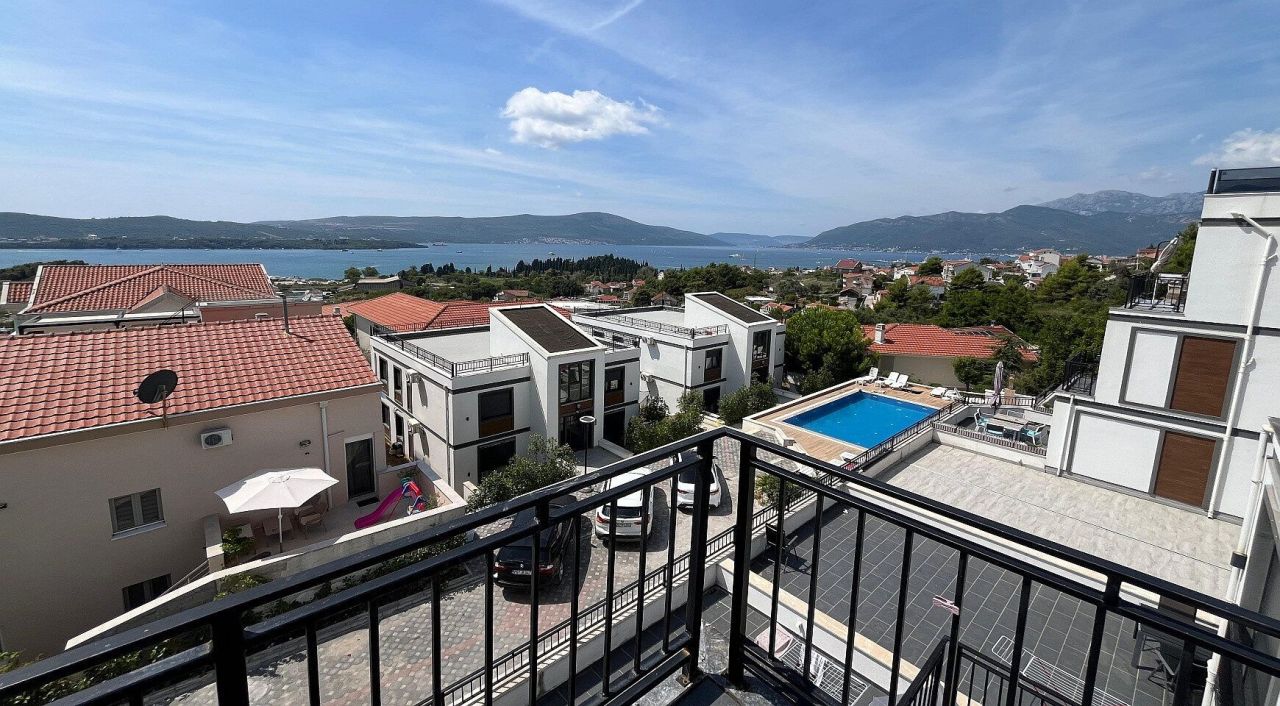 Квартира в Тивате, Черногория, 47 м² - фото 6