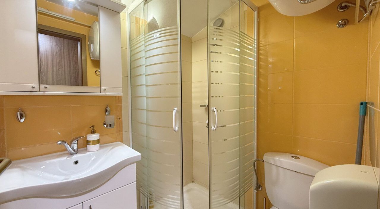 Квартира в Доброте, Черногория, 120 м² - фото 17