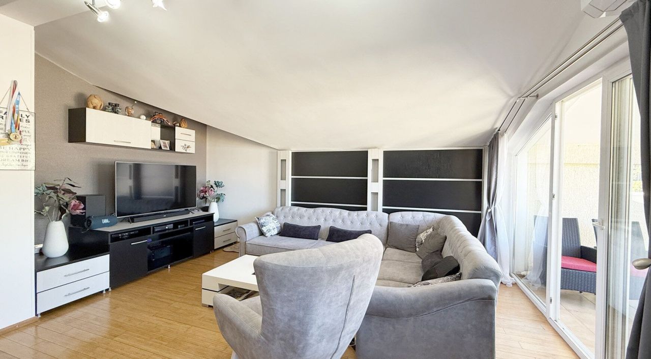 Квартира в Доброте, Черногория, 120 м² - фото 3