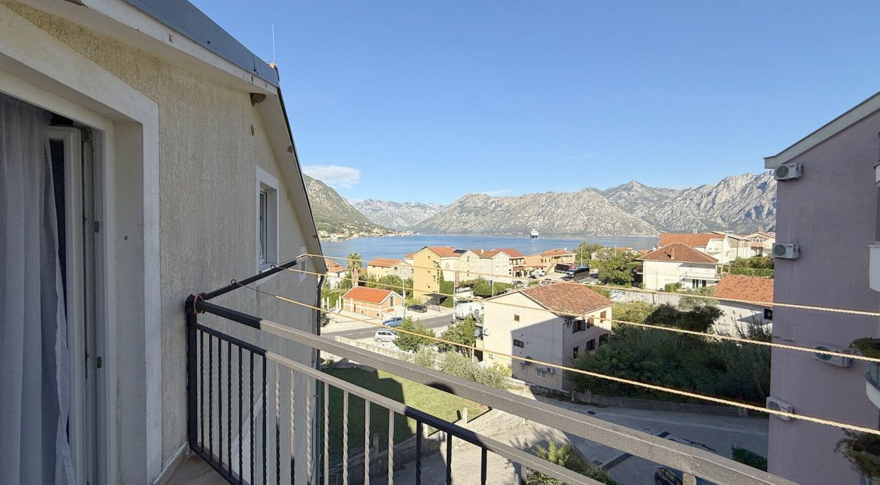 Квартира в Доброте, Черногория, 120 м² - фото 12