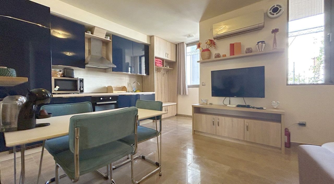 Квартира в Доброте, Черногория, 85 м² - фото 10