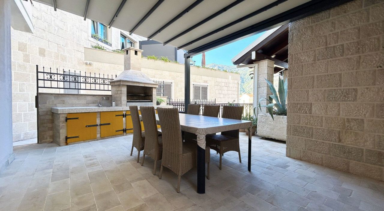 Квартира в Доброте, Черногория, 85 м² - фото 14