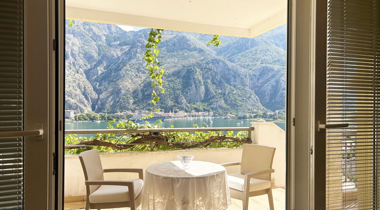 Апартаменты в Муо, Черногория, 82 м² - фото 1