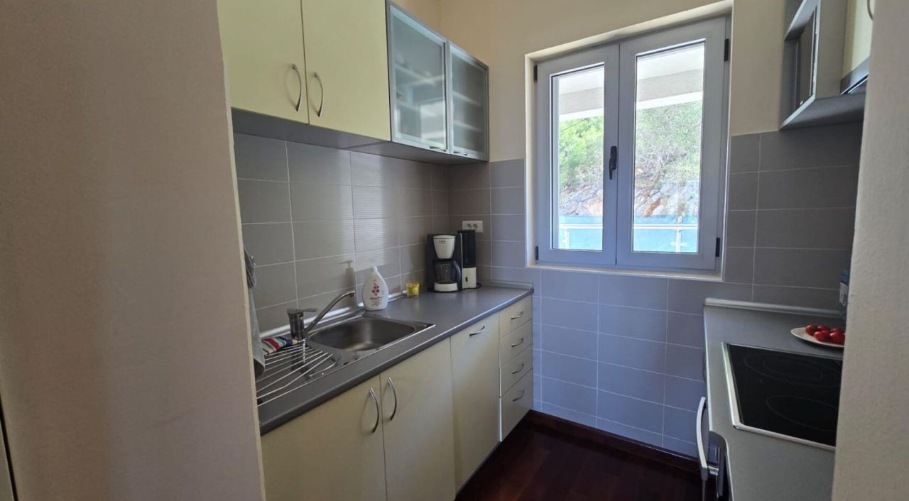 Квартира в Петроваце, Черногория, 93 м² - фото 12