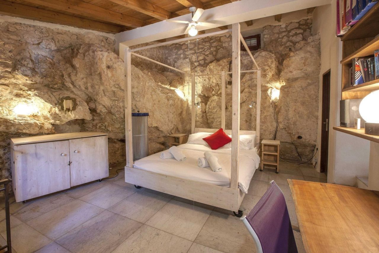 Вилла в Пуле, Хорватия, 258 м² - фото 14