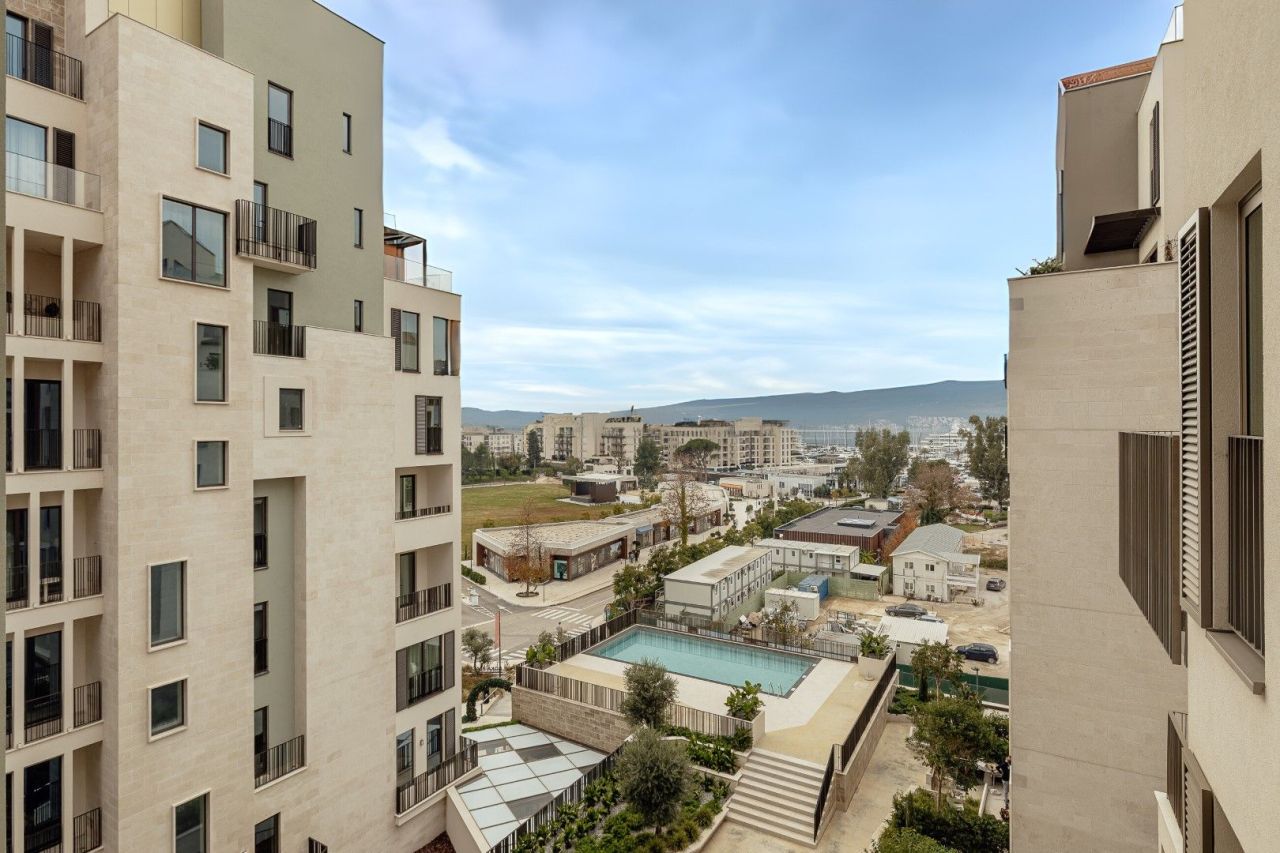 Апартаменты в Тивате, Черногория, 56 м² - фото 3