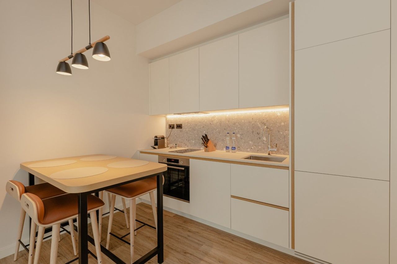 Апартаменты в Тивате, Черногория, 56 м² - фото 7