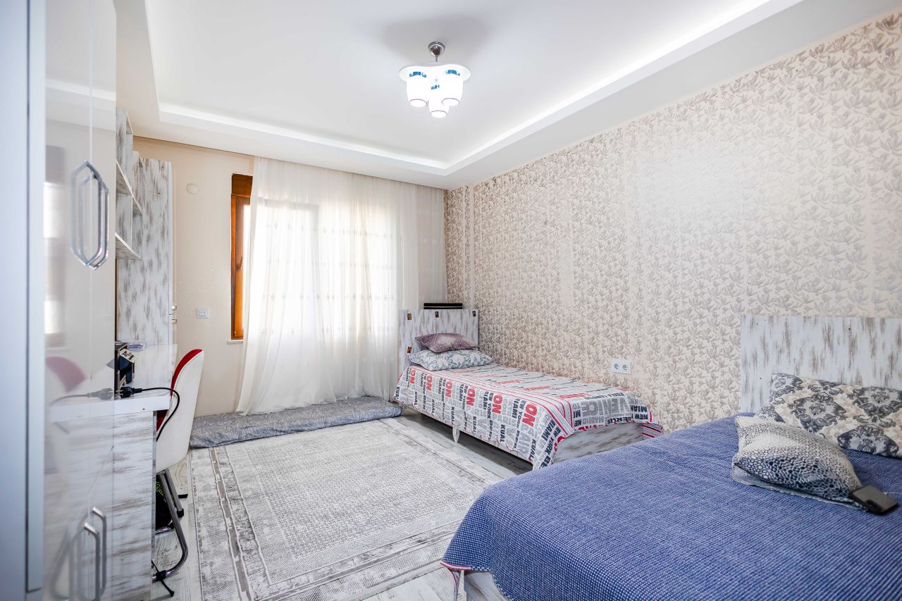 Апартаменты в Алании, Турция, 165 м² - фото 10