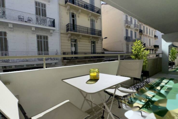 Квартира в Каннах, Франция, 33 м² - фото 1