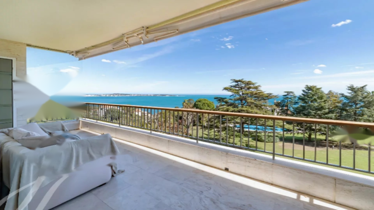 Квартира в Каннах, Франция, 104 м² - фото 1