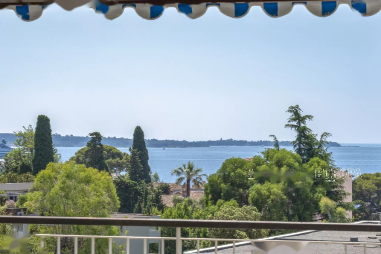 Квартира в Каннах, Франция, 122 м² - фото 1