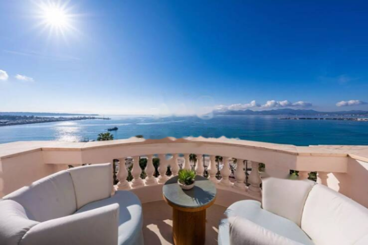 Квартира в Каннах, Франция, 130 м² - фото 1