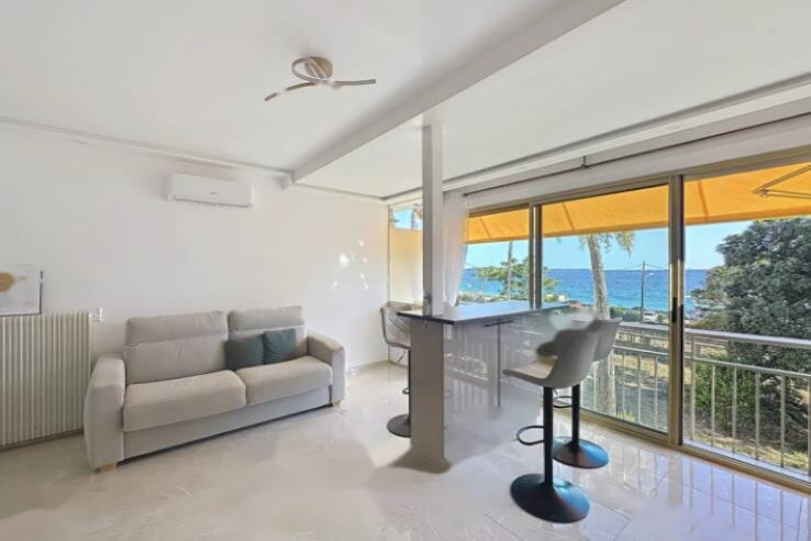 Квартира в Каннах, Франция, 33 м² - фото 1