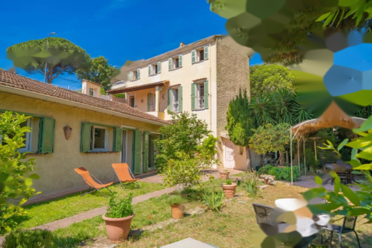 Квартира в Каннах, Франция, 150 м² - фото 1