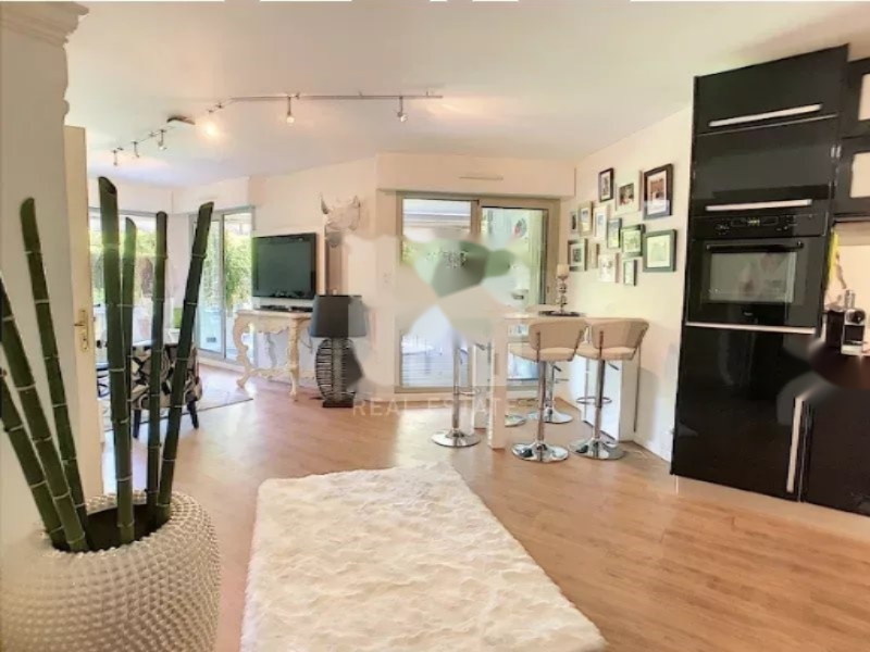 Квартира в Каннах, Франция, 67 м² - фото 2