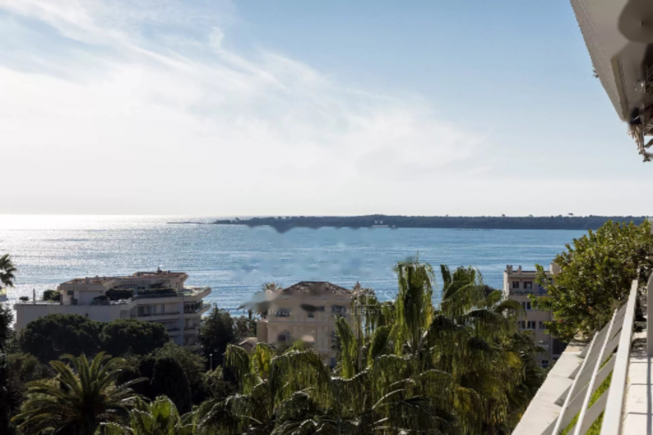 Квартира в Каннах, Франция, 134 м² - фото 2