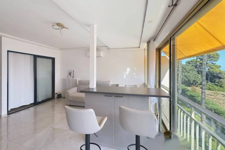 Квартира в Каннах, Франция, 33 м² - фото 2