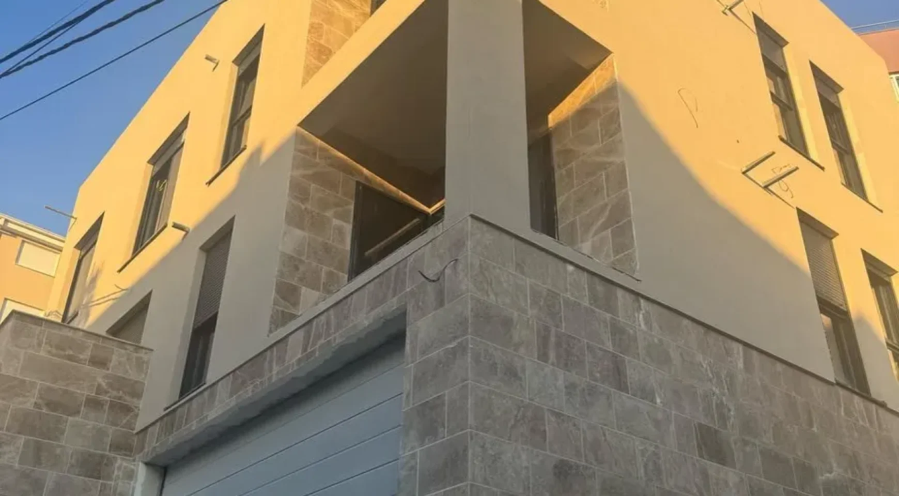 Дом в Тивате, Черногория, 262 м² - фото 3