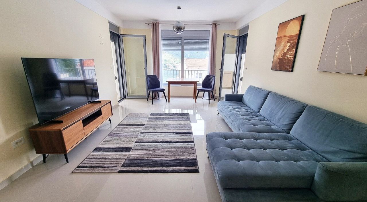 Квартира в Доброте, Черногория, 83 м² - фото 3