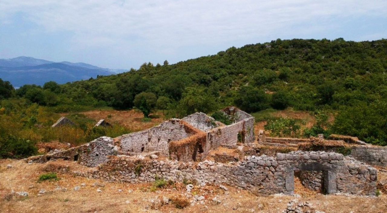 Земля в Джурашевичах, Черногория, 2 800 м² - фото 13